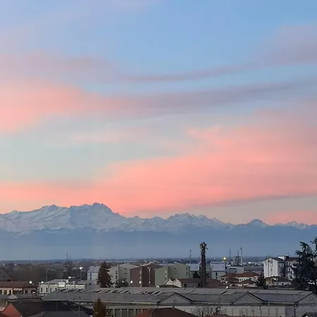 Vicino A Tutto * Vercelli